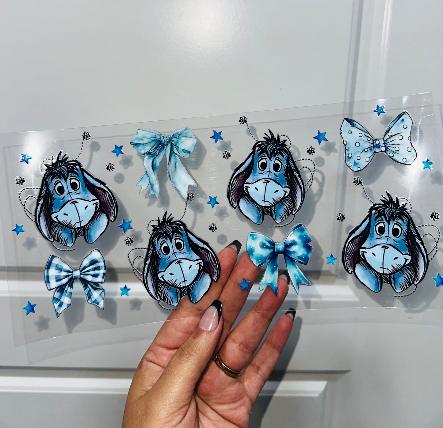 Eeyore & Bows Uvdtf Wrap