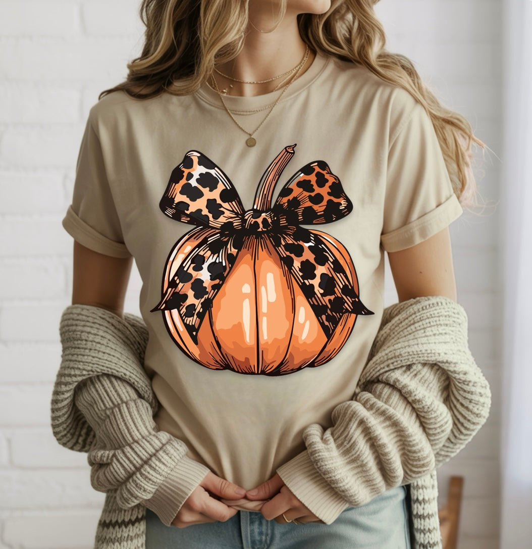 Cheetah Bow Pumpkin T-Shirt
